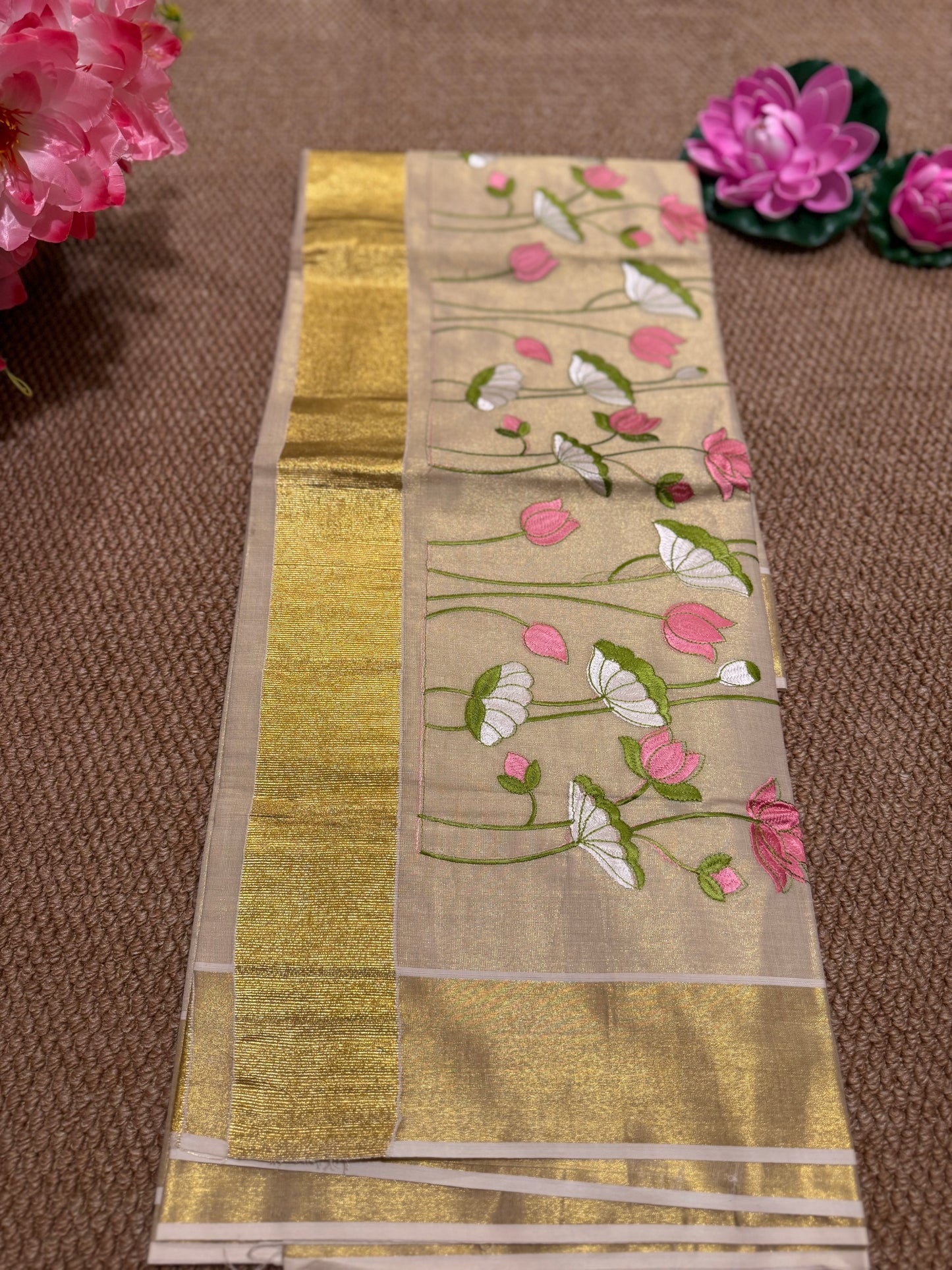 Flower Design Set Saree - Kerala saree